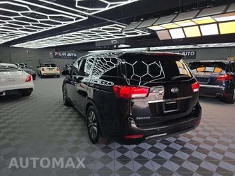 2018 Kia Sedona SX 120.5" WB - miniatura 2