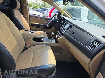 2018 Kia Sedona SXL 120.5" WB - miniatura 19