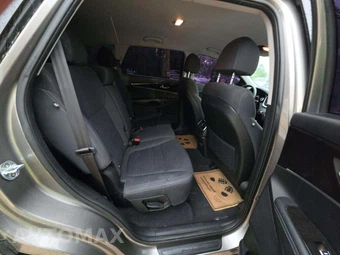2018 Kia Sorento L - miniatura 13