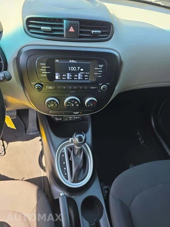 2018 Kia Soul – miniatura 10