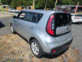 2018 Kia Soul – miniatura 2