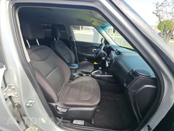2018 Kia Soul - miniatura 8