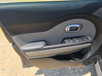 2018 Kia Soul + - miniatura 9
