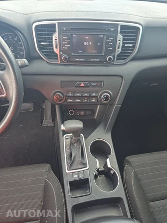 2018 Kia Sportage LX - miniatura 11