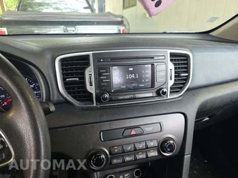 2018 Kia Sportage LX – miniatura 10