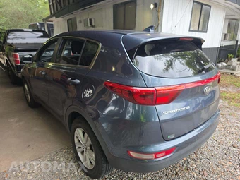 2018 Kia Sportage LX – miniatura 2
