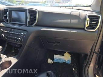 2018 Kia Sportage LX - miniatura 19