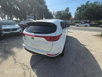 2018 Kia Sportage LX – miniatura 3