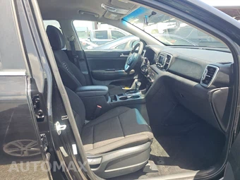 2018 Kia Sportage LX – miniatura 8