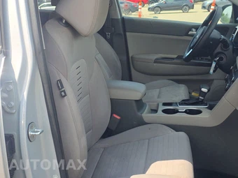 2018 Kia Sportage LX – miniatura 8