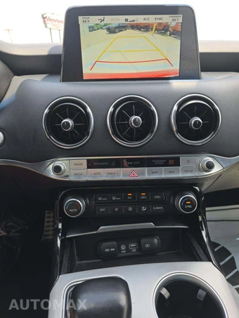 2018 Kia Stinger GT2 – miniatura 7