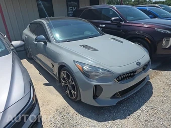2018 Kia Stinger GT2 - miniatura 3