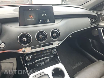 2018 Kia Stinger GT2 - miniatura 11