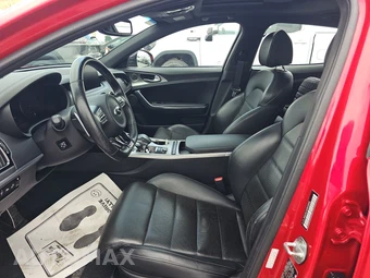 2018 Kia Stinger GT2 - miniatura 7