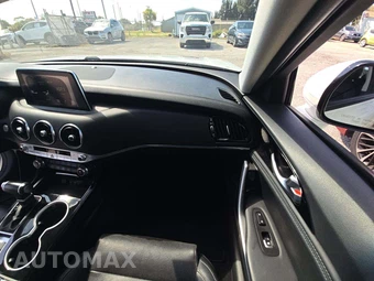 2018 Kia Stinger Premium - miniatura 19