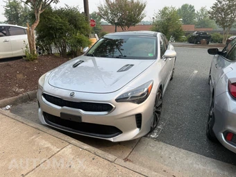 2018 Kia Stinger Premium - miniatura 4