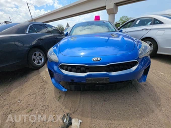 2018 Kia Stinger Premium - miniatura 2