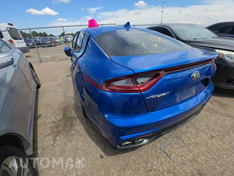 2018 Kia Stinger Premium - miniatura 6