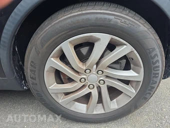 2018 Land Rover Discovery HSE – miniatura 9
