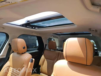 2018 Land Rover Discovery HSE – miniatura 11