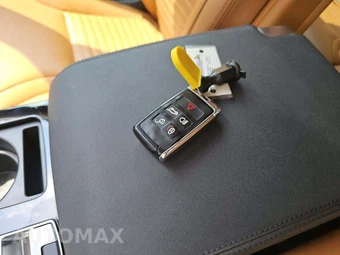 2018 Land Rover Discovery HSE – miniatura 8