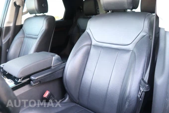 2018 Land Rover Discovery HSE - miniatura 30