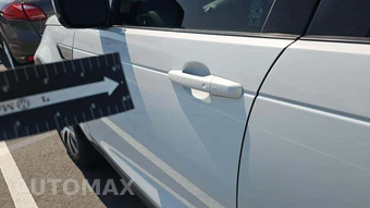 2018 Land Rover Discovery HSE – miniatura 26