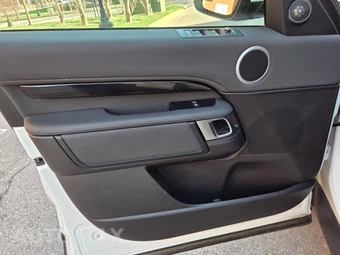 2018 Land Rover Discovery SE - miniatura 24