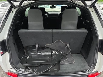 2018 Land Rover Discovery Sport HSE - miniatura 20
