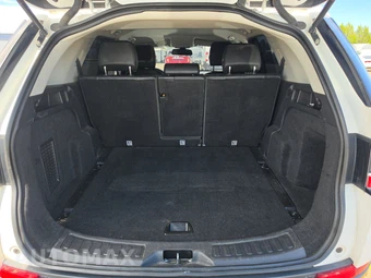 2018 Land Rover Discovery Sport SE – miniatura 16