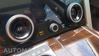 2018 Land Rover Range Rover HSE - miniatura 24