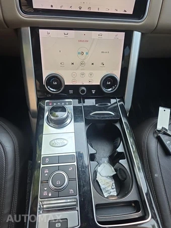 2018 Land Rover Range Rover HSE - miniatura 26