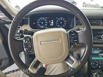 2018 Land Rover Range Rover HSE - miniatura 10