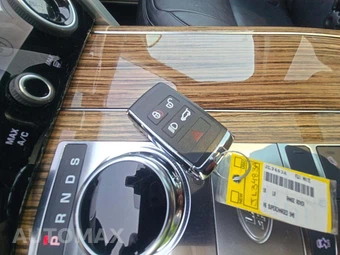 2018 Land Rover Range Rover - miniatura 8