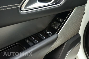 2018 Land Rover Range Rover Velar First Edition - miniatura 30