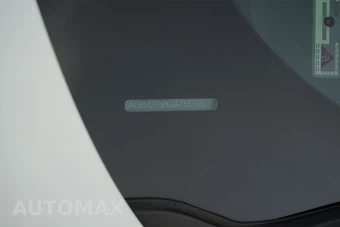 2018 Land Rover Range Rover Velar First Edition - miniatura 37