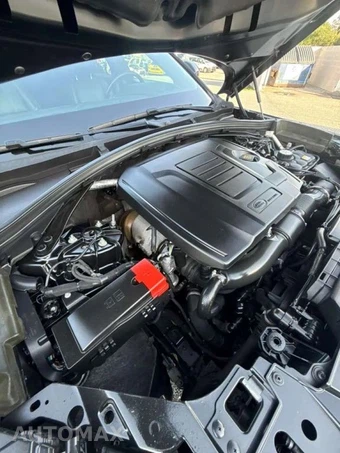 2018 Land Rover Range Rover Velar R-Dynamic HSE - miniatura 10