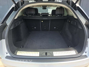 2018 Land Rover Range Rover Velar S - miniatura 14