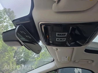 2018 Land Rover Range Rover Velar S - miniatura 25
