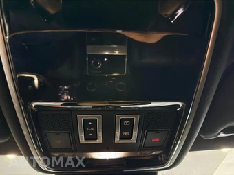 2018 Land Rover Range Rover Velar SE - miniatura 31