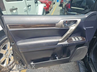 2018 Lexus GX 460 – miniatura 9