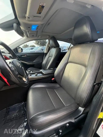 2018 Lexus IS 300 - miniatura 21
