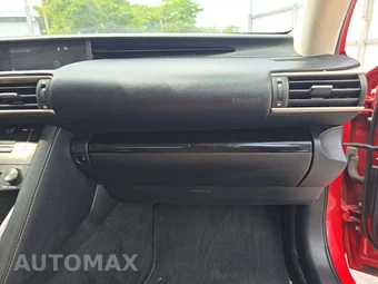 2018 Lexus IS 300 – miniatura 15
