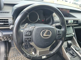 2018 Lexus IS 350 - miniatura 16