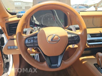 2018 Lexus LC 500 - miniatura 10