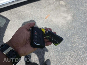 2018 Lexus LS 500 – miniatura 8