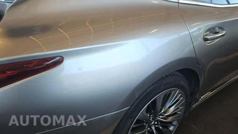 2018 Lexus LS 500h – miniatura 30