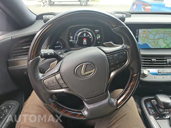 2018 Lexus LS 500h – miniatura 10