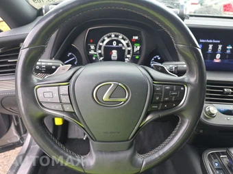2018 Lexus LS 500h - miniatura 10