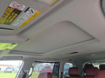 2018 Lexus LX 570 Three-Row – miniatura 11